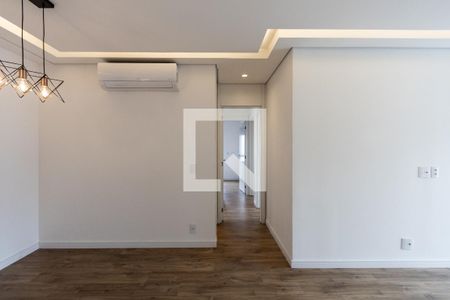 Corredor de apartamento para alugar com 3 quartos, 110m² em Perdizes, São Paulo