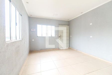 Sala e Área de Serviço de casa para alugar com 1 quarto, 50m² em Conjunto Habitacional Santa Etelvina Iii, São Paulo