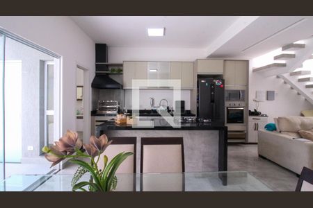 Casa à venda com 3 quartos, 200m² em Parque Residencial Oratorio, São Paulo