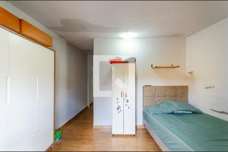 Quarto 2 de casa à venda com 2 quartos, 147m² em Vila Carbone, São Paulo