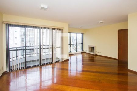 Apartamento para alugar com 3 quartos, 136m² em Brooklin, São Paulo