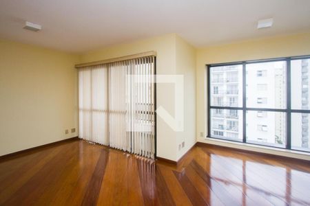 Apartamento para alugar com 3 quartos, 136m² em Brooklin, São Paulo