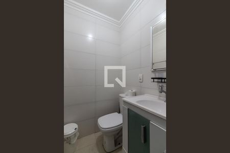 Banheiro da Suíte de apartamento para alugar com 1 quarto, 46m² em Centro Histórico, Porto Alegre