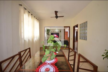 Sala de Jantar de casa para alugar com 7 quartos, 400m² em Guadalupe, Rio de Janeiro