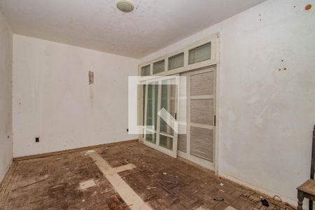 Quarto 2 de casa à venda com 3 quartos, 600m² em Petrópolis, Porto Alegre