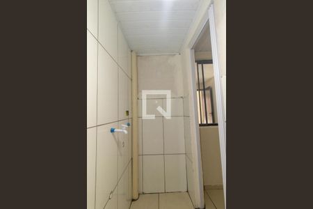 Banheiro Social de casa para alugar com 1 quarto, 35m² em Sítio Cercado, Curitiba