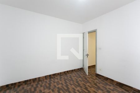 Quarto 1  de casa para alugar com 2 quartos, 180m² em Vila Taquari, São Paulo