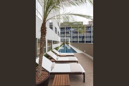 Piscina  de kitnet/studio à venda com 1 quarto, 22m² em Cidade Jardim, Belo Horizonte