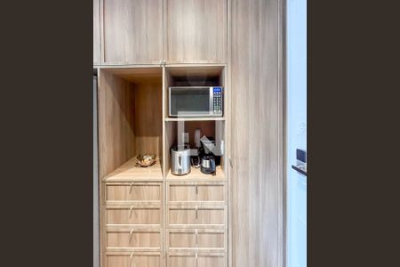 Cozinha de apartamento à venda com 1 quarto, 34m² em Vila Gumercindo, São Paulo