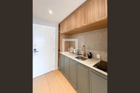 Cozinha de apartamento à venda com 1 quarto, 34m² em Vila Gumercindo, São Paulo