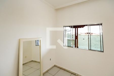 Casa para alugar com 3 quartos, 190m² em Santa Amelia, Belo Horizonte