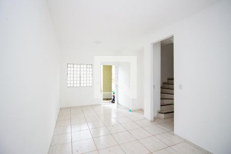 Casa para alugar com 3 quartos, 100m² em Lua Nova da Pampulha, Contagem