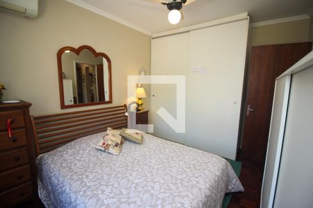 Quarto 1 de apartamento para alugar com 2 quartos, 96m² em Menino Deus, Porto Alegre