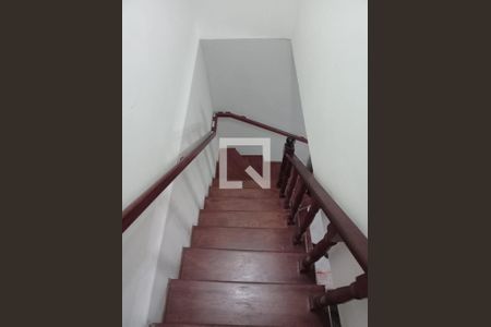 Escada de casa à venda com 3 quartos, 169m² em Jardim Las Vegas, Santo André