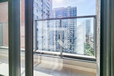 Varanda  de apartamento para alugar com 2 quartos, 40m² em Santo Cristo, Rio de Janeiro