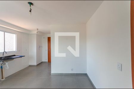 Sala de apartamento para alugar com 2 quartos, 40m² em Jardim Santa Lucrecia, São Paulo