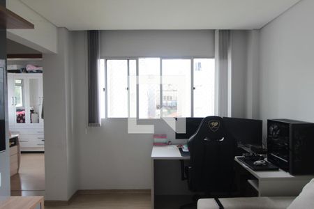 Sala de apartamento à venda com 2 quartos, 49m² em Planalto, Belo Horizonte
