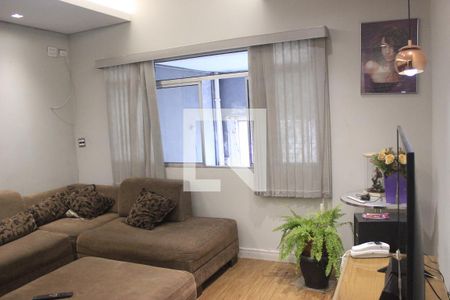 Sala de casa à venda com 4 quartos, 182m² em Vila Ester, Guarulhos