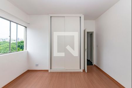 Quarto 1 de apartamento para alugar com 2 quartos, 97m² em Padre Eustáquio, Belo Horizonte