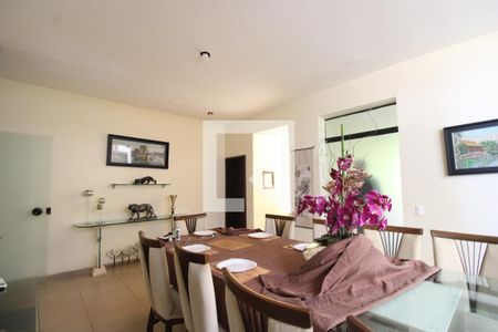 Sala 2 de casa à venda com 7 quartos, 1316m² em Taquara, Rio de Janeiro