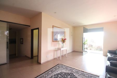 Sala 1 de casa à venda com 7 quartos, 1316m² em Taquara, Rio de Janeiro