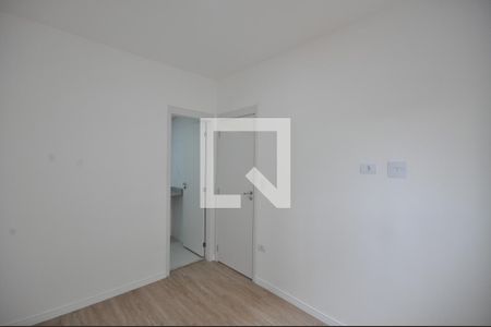 Quarto Suíte de apartamento para alugar com 2 quartos, 46m² em Vila Mazzei, São Paulo