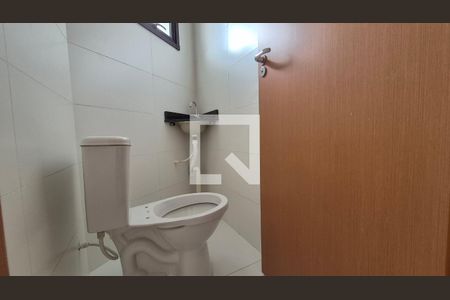Lavabo de casa à venda com 3 quartos, 179m² em Vila Curuçá, Santo André