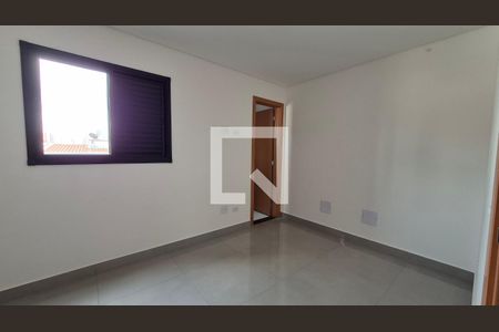 Suíte de casa à venda com 3 quartos, 179m² em Vila Curuçá, Santo André