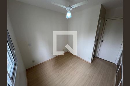 Quarto de apartamento para alugar com 3 quartos, 70m² em Jardim Parque Morumbi, São Paulo