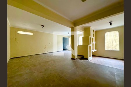 Sala de casa para alugar com 7 quartos, 148m² em Jardim Bom Clima, Guarulhos