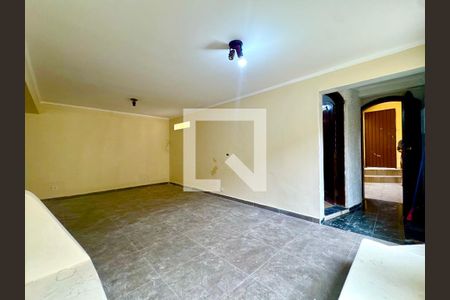 Sala de casa para alugar com 7 quartos, 148m² em Jardim Bom Clima, Guarulhos