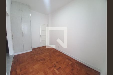 Sala de apartamento para alugar com 1 quarto, 45m² em Itararé, São Vicente