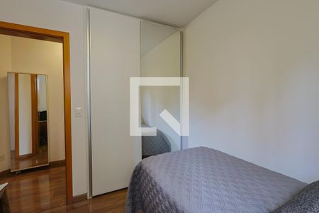 Quarto 1 de apartamento à venda com 3 quartos, 90m² em Santo Antônio, Belo Horizonte