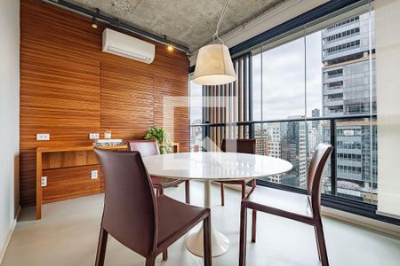 Sala/Cozinha de apartamento à venda com 1 quarto, 72m² em Pinheiros, São Paulo