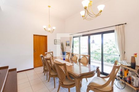Sala de jantar de casa de condomínio para alugar com 3 quartos, 415m² em Águas da Fazendinha, Carapicuíba