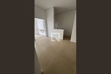 Sala/Cozinha de apartamento à venda com 2 quartos, 142m² em Vila Suzana, São Paulo