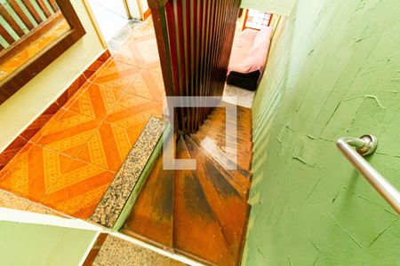 Escada de casa à venda com 4 quartos, 190m² em Água Branca, São Paulo