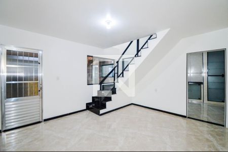 Sala de casa para alugar com 2 quartos, 298m² em Vila Augusta, Guarulhos