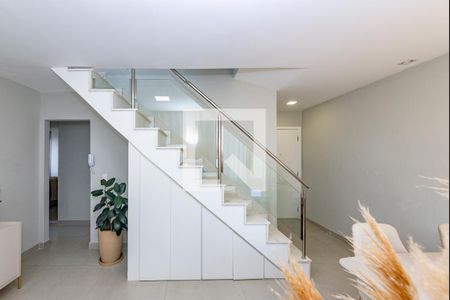 Sala 1 de apartamento à venda com 2 quartos, 110m² em Buritis, Belo Horizonte