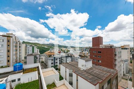 Sala 1 de apartamento à venda com 2 quartos, 110m² em Buritis, Belo Horizonte