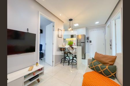Sala de apartamento para alugar com 2 quartos, 38m² em Presidente Altino, Osasco