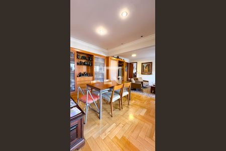 Apartamento para alugar com 2 quartos, 226m² em Vila Suzana, São Paulo