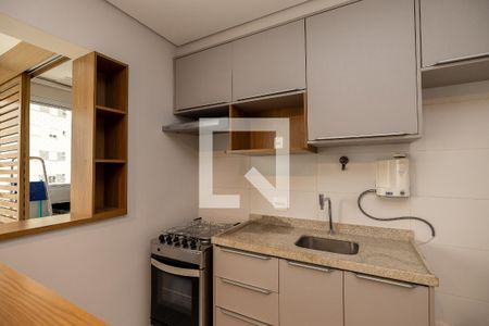 Sala_cozinha de apartamento para alugar com 1 quarto, 53m² em Alphaville Empresarial, Barueri