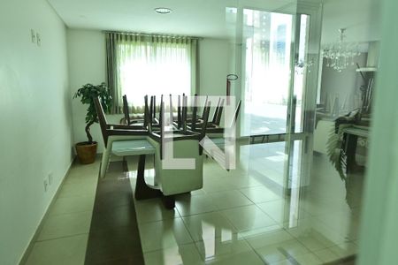 Apartamento para alugar com 3 quartos, 74m² em Jardim Goiás, Goiânia