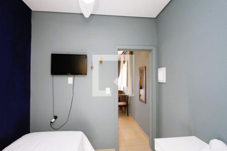 Casa à venda com 6 quartos, 203m² em Carlos Prates, Belo Horizonte