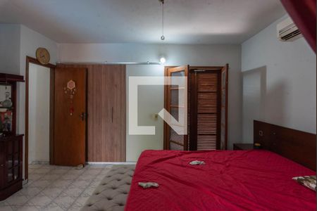 Suíte de casa à venda com 4 quartos, 230m² em Jardim Capivari, Campinas