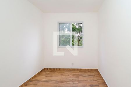 Quarto 2 de apartamento para alugar com 2 quartos, 45m² em Jardim Helian, São Paulo