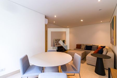 Casa de Condomínio à venda com 4 quartos, 334m² em Vila Morumbi, São Paulo