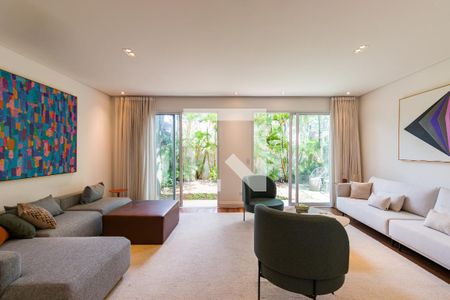 Casa de Condomínio à venda com 4 quartos, 334m² em Vila Morumbi, São Paulo