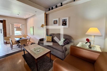 Sala 2 de casa de condomínio à venda com 3 quartos, 221m² em Badu, Niterói